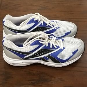 Reebok DMX MAX Sneakers